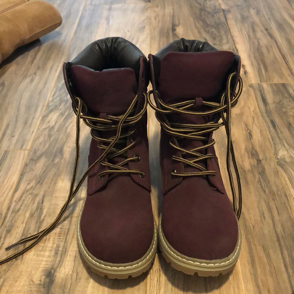 Forever boots (not timbs)